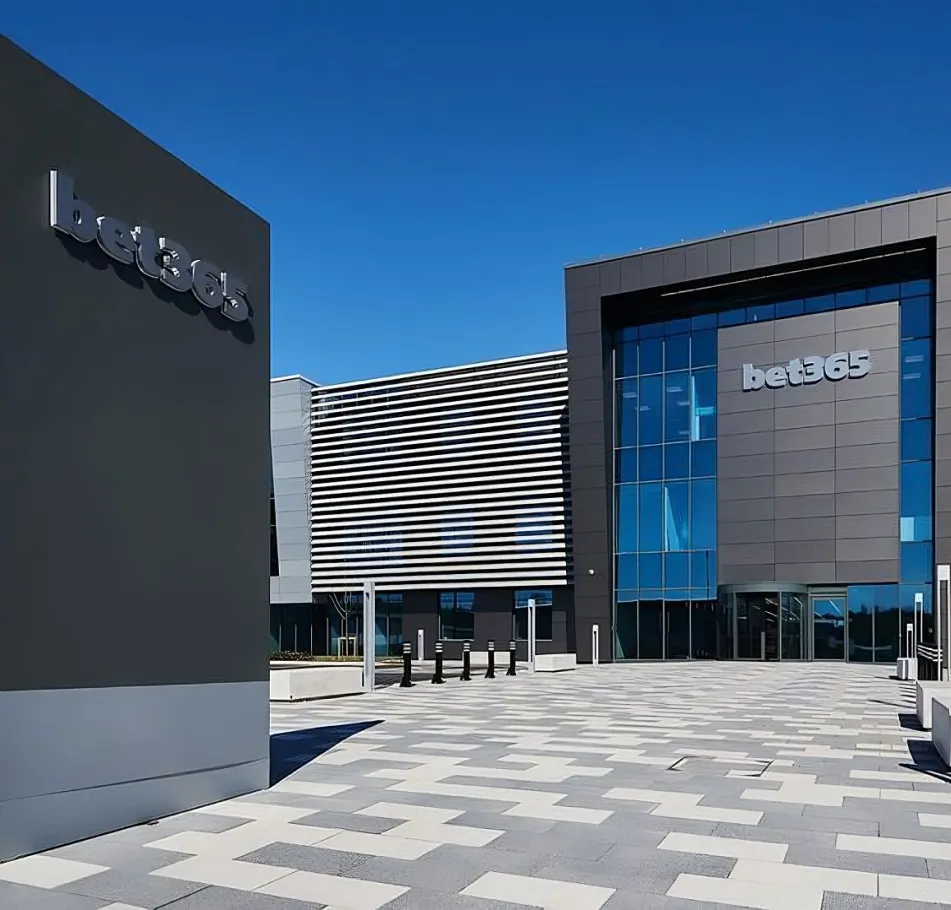 Hala Madrid,樊振东在社,交平台分享,万博manbetx体育平台,万博体育官网,万博体育app下载,ManBetX,SPORTS