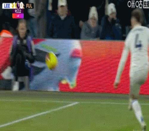 利物浦,轮英超领跑,优势扩大至,万博manbetx体育平台,万博体育官网,万博体育app下载,ManBetX,SPORTS