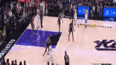 埃弗顿主场遇困，利兹联客场挣扎，一触即发：哪支球队更显“萎靡不振”？”